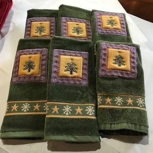 Christmas Finger Tip Towels set of 6